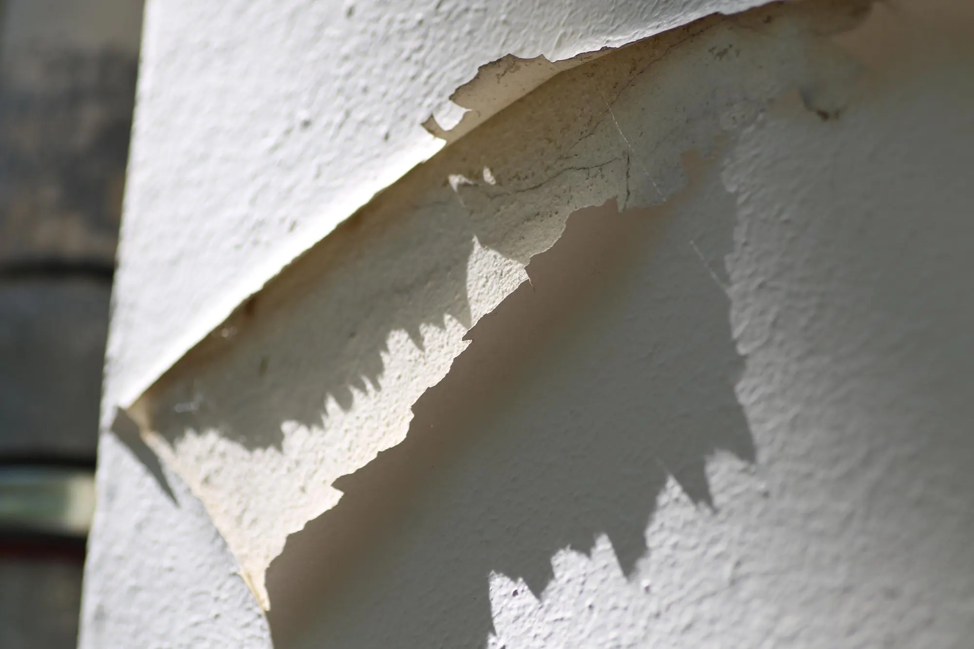 Defect Investigation Services: Uncovering the Root Causes of Structural Issues 3 close-up-built-structure
